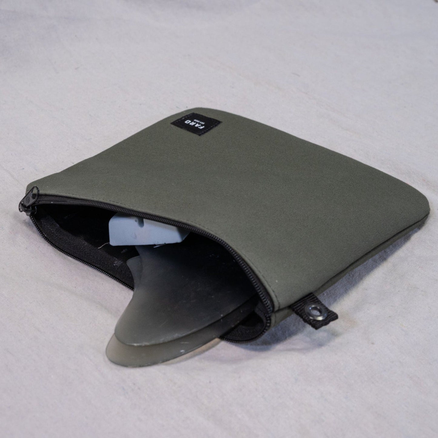 TRAVELER FIN WALLET